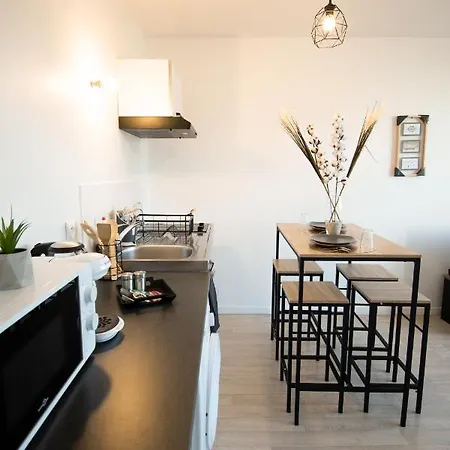 Studio Cosy Au Bord De L' Essonne * Corbeil-Essonnes